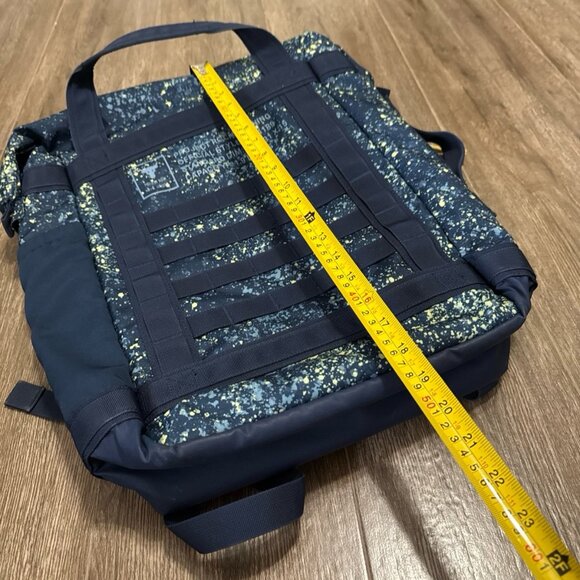 Under Armour Project Rock Gym Duffle Backpack Blue camouflage print - Picture 2 of 10